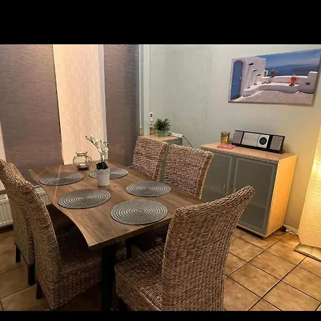 Fuer Firmen, Arbeiter Ab 6 Monaten Bis Unbefristet Διαμέρισμα Linsengericht