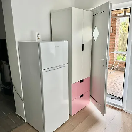 Fuer Firmen, Arbeiter Ab 6 Monaten Bis Unbefristet Διαμέρισμα *