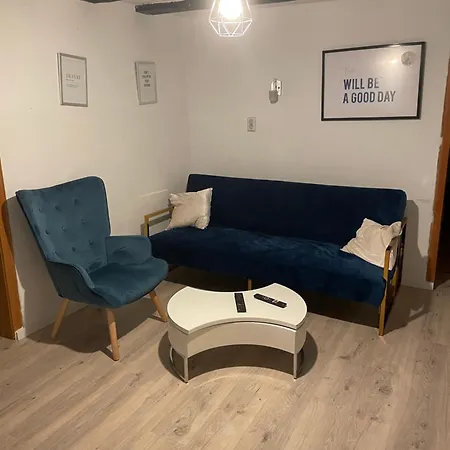 Fuer Firmen, Arbeiter Ab 6 Monaten Bis Unbefristet Διαμέρισμα Linsengericht